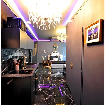 Apartment La Majestueuse, Xxl, Day Use, De Luxe, 5 Min Centre